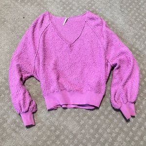 Free people pink sweater size xs.